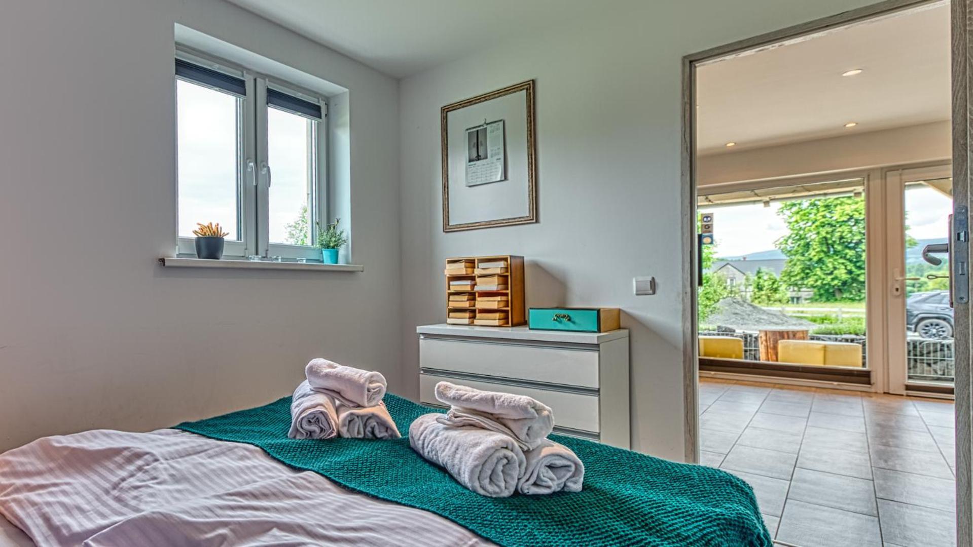 Giebultow  Izerska Baza - Basen, Ebike, Narty, Sauna, Jacuzzi, Las Blisko Swieradow Zdroj - 5D Apartamenty מראה חיצוני תמונה
