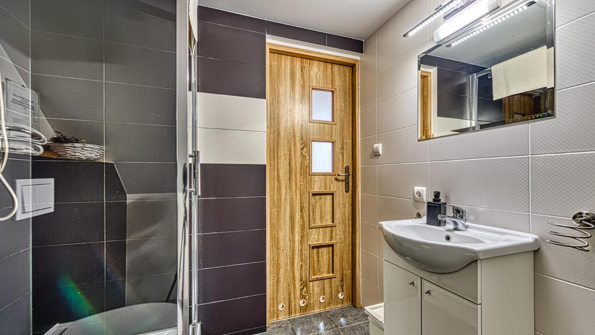 Giebultow  Izerska Baza - Basen, Ebike, Narty, Sauna, Jacuzzi, Las Blisko Swieradow Zdroj - 5D Apartamenty מראה חיצוני תמונה